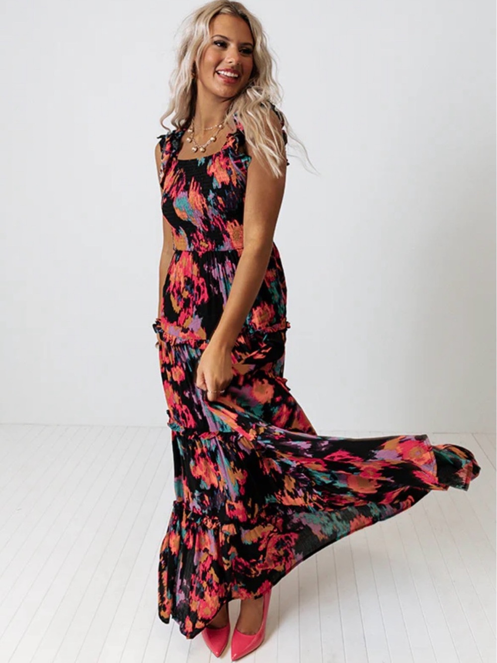 En Creme Black Maxi Dress Floral Print small